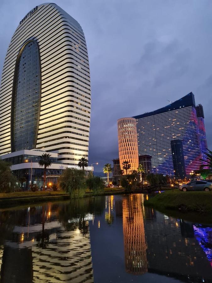 Apartment 16,26,27 Floors In Alliance Palace Batumi Exteriér fotografie