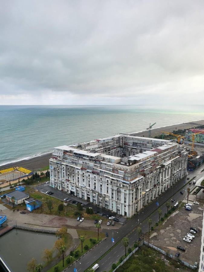 Apartment 16,26,27 Floors In Alliance Palace Batumi Exteriér fotografie