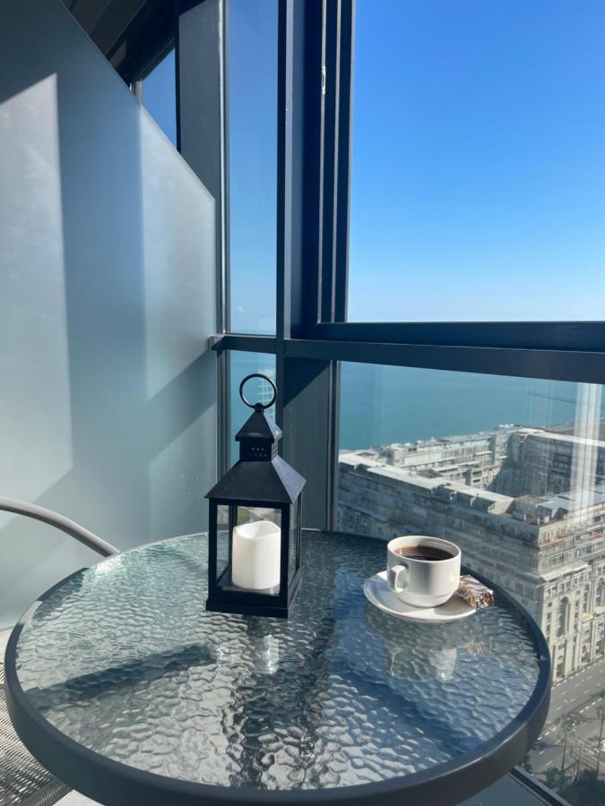 Apartment 16,26,27 Floors In Alliance Palace Batumi Exteriér fotografie